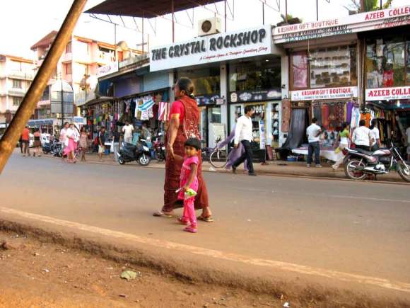 Straßenszene auf Goa