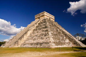 Eine besondere Sehenswürdigkeit ist die mexikanische Pyramide Chichen Itza