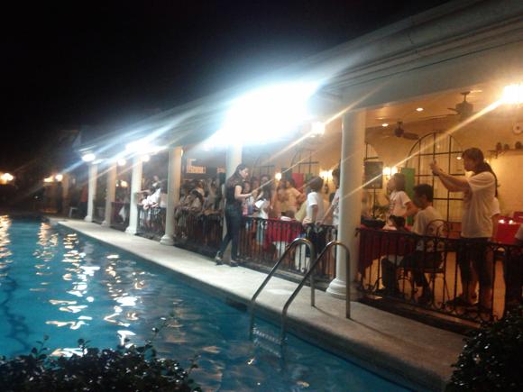 Sinulog Preparty am Pool des Montebello Hotel in Cebu Sinulog Preparty am Pool des Montebello Hotel in Cebu